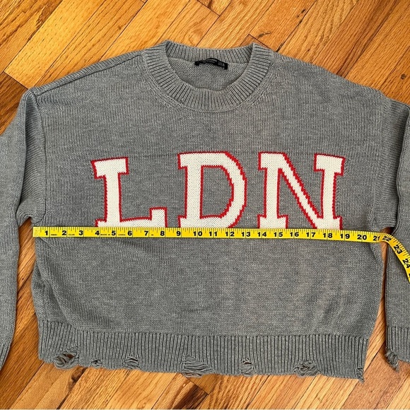 Stradivarius London Abbreviation LDN Distressed Knit Sweater - Picture 7 of 7